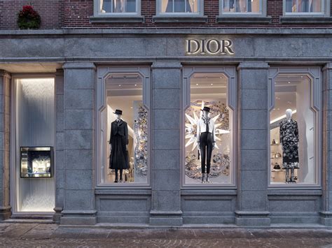 Dior opent nieuwe winkel op de Dam .